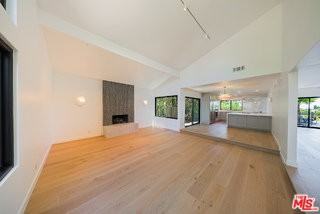 13302 Mulholland Dr - Photo 7 of 8