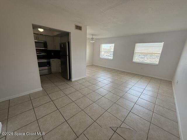 837 Hickory St #3 - Photo 5 of 14