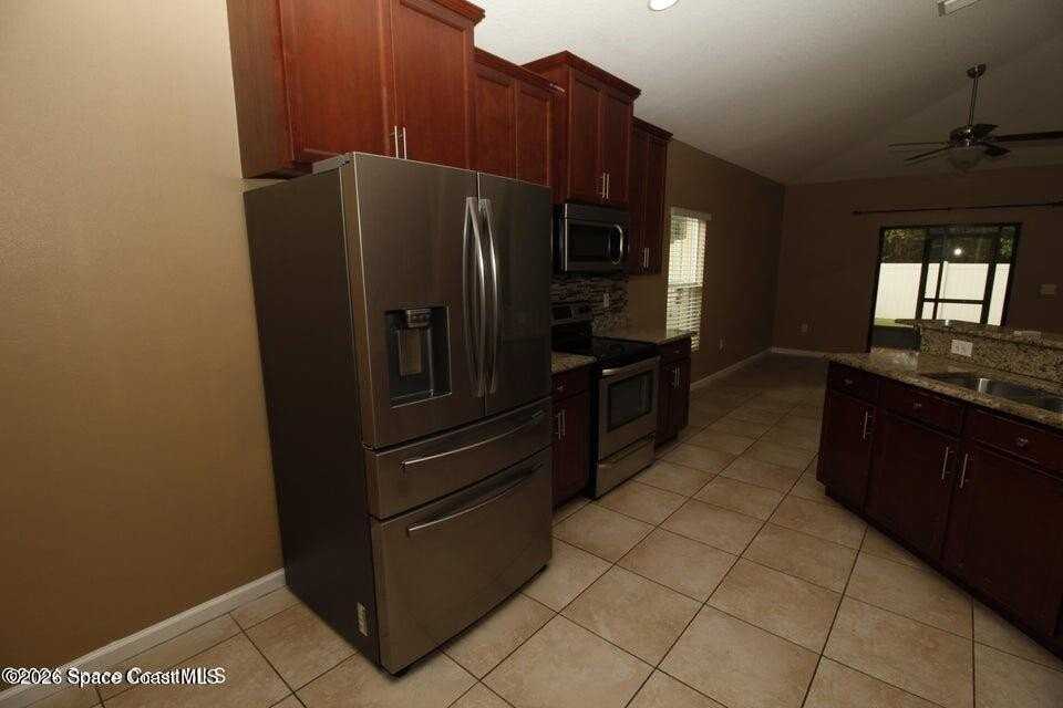 535 Trymore Dr Se - Photo 6 of 22