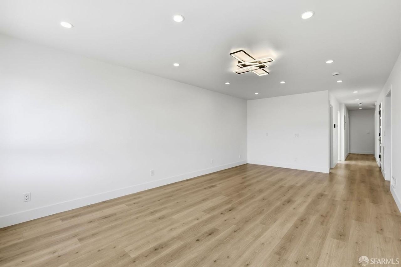 329 Grafton Ave - Photo 7 of 34