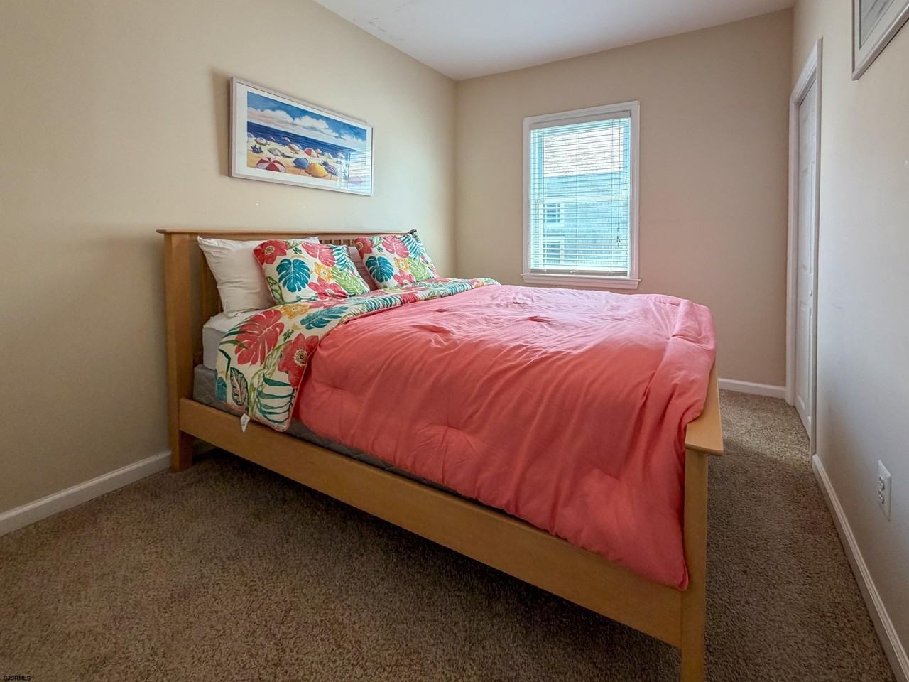 2502 Oberon Ave - Photo 7 of 13