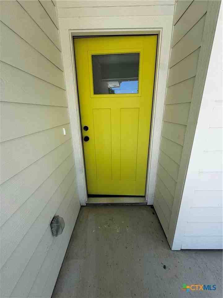 209 Elbert Ln #B - Photo 2 of 48