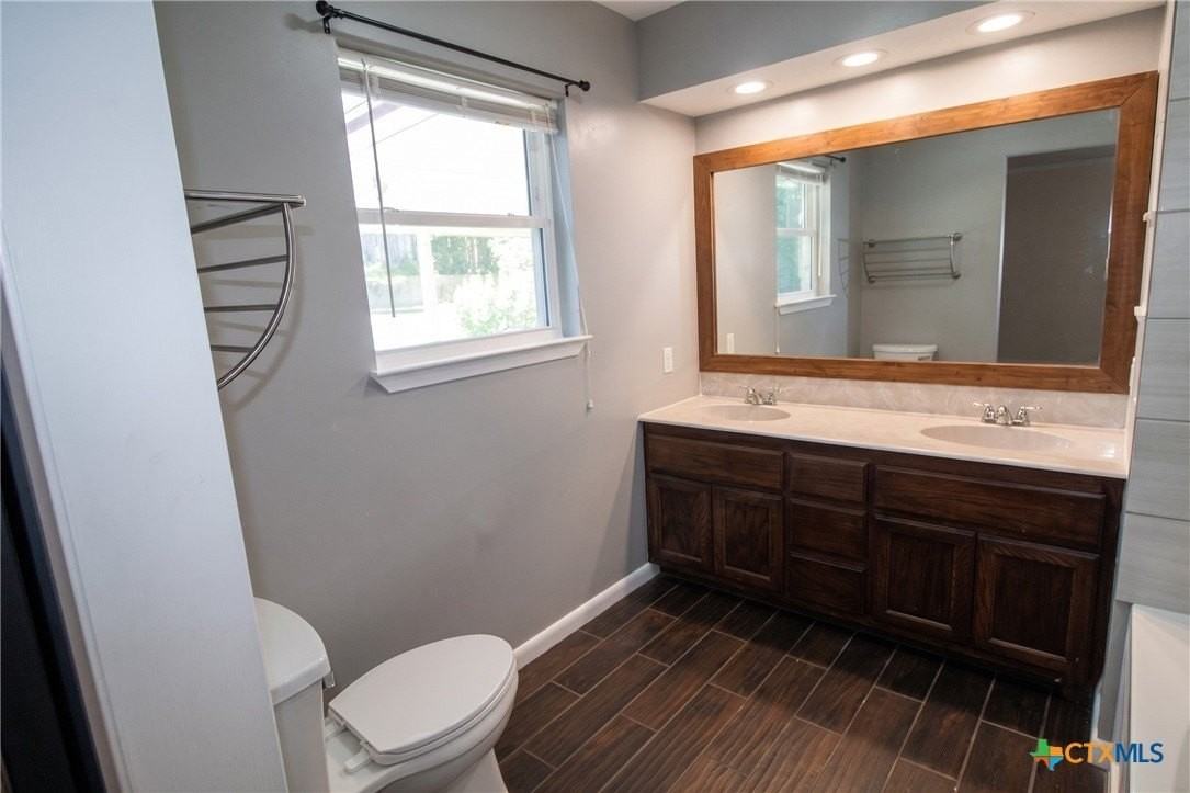 616 Manning Dr - Photo 6 of 9