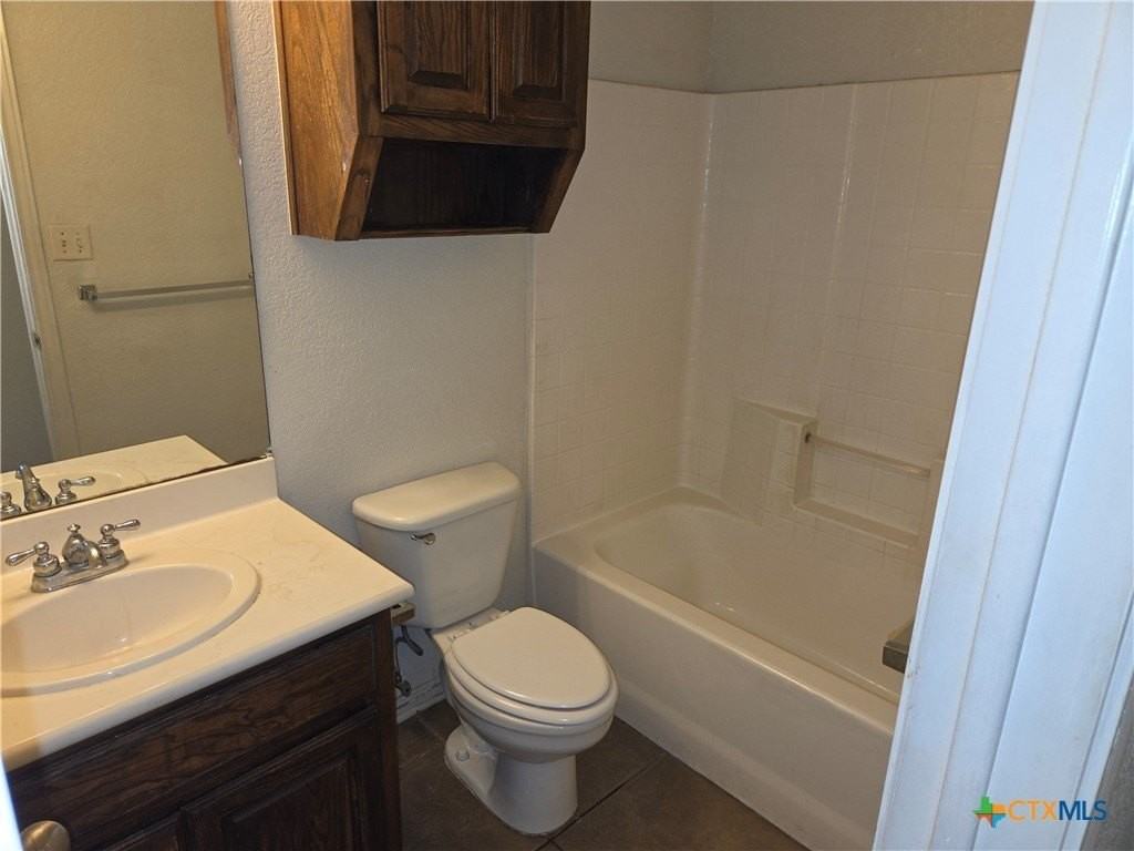 611 Olaf Dr - Photo 7 of 10