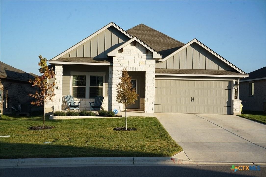 3884 Lorenzen Ct - Photo 2 of 48