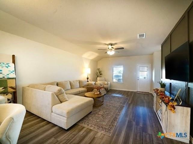 3884 Lorenzen Ct - Photo 7 of 48