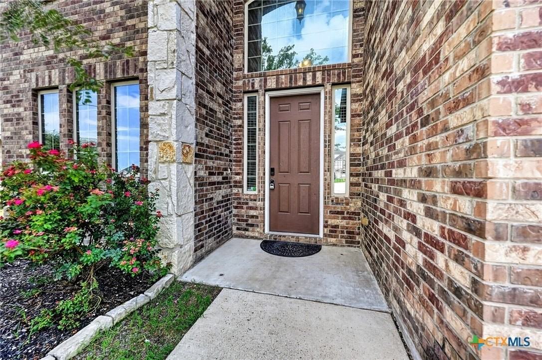 7905 Northgate Loop - Photo 3 of 38