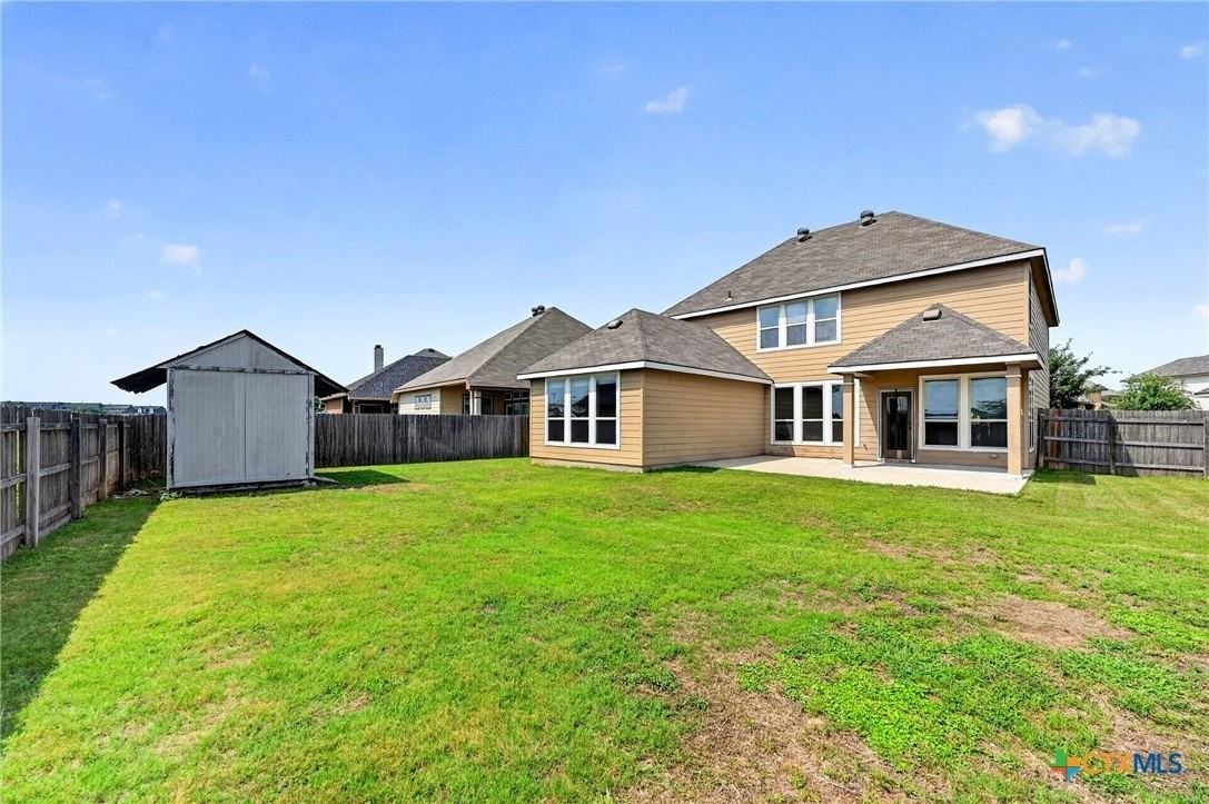 7905 Northgate Loop - Photo 4 of 38