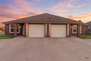 featured image of 2915 Sunflower Trl #B