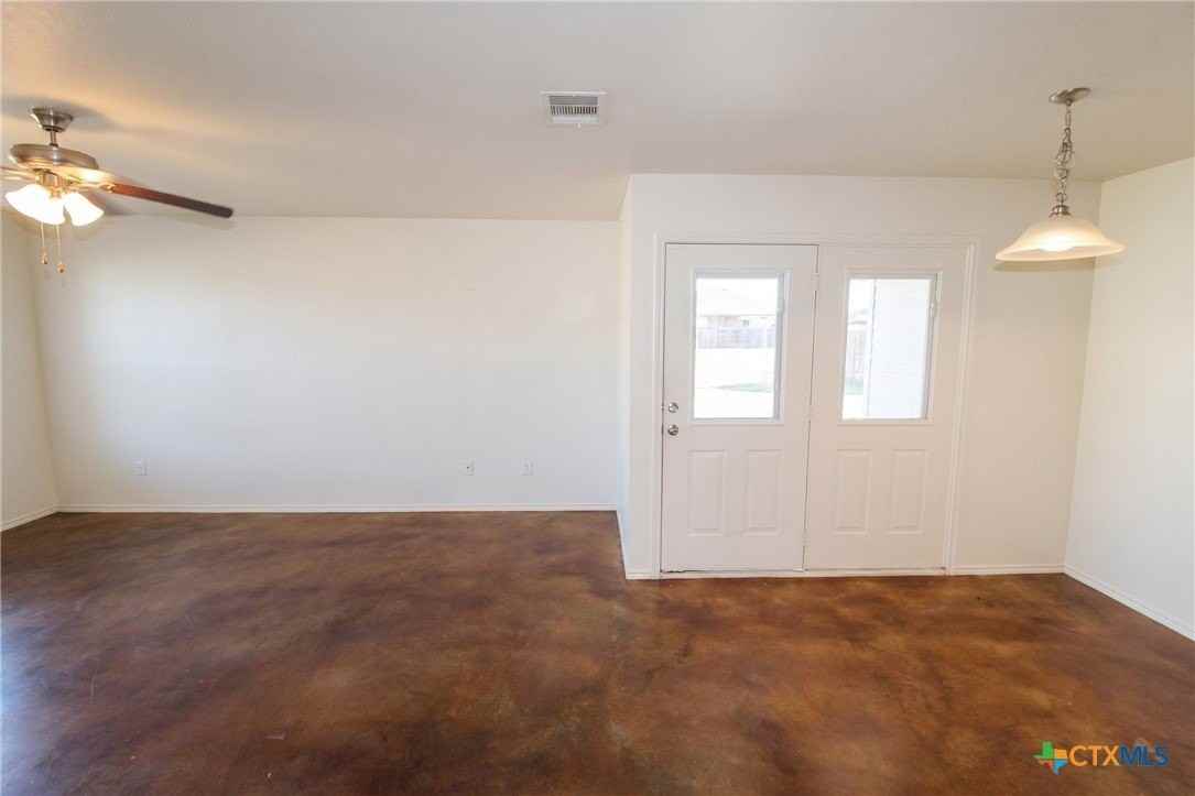 2923 Starlight Dr #B - Photo 3 of 6