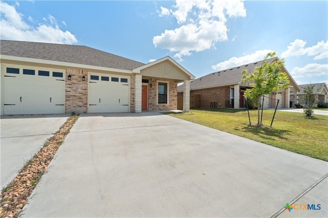 1110 Carlsberg Dr #B - Photo 3 of 20