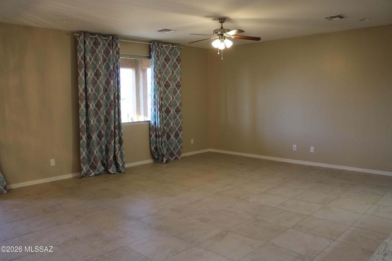 11704 W Boll Bloom Dr - Photo 6 of 27