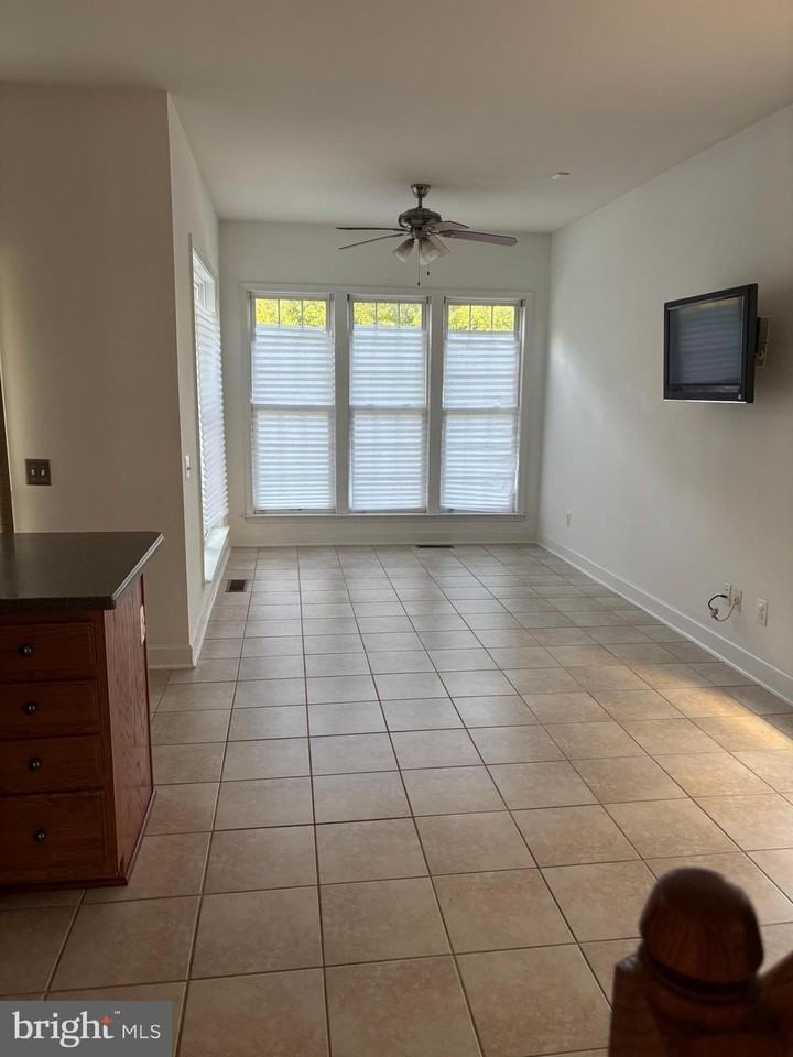 2629 Patricia Roberts Harris Pl Ne - Photo 4 of 28