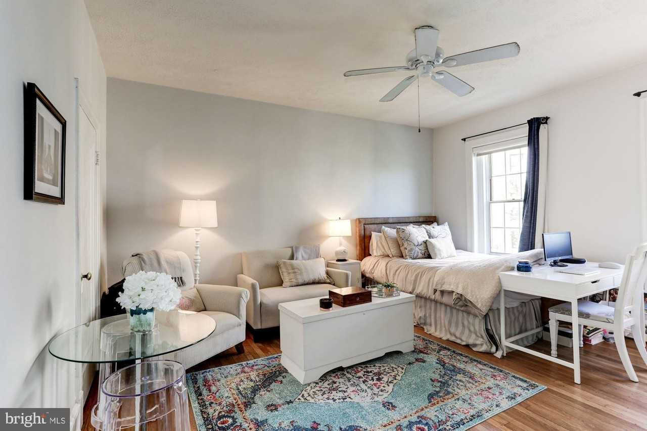 2227 20th St Nw #504 - Photo 6 of 22