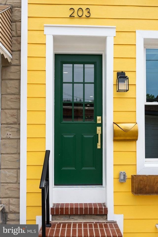 203 S Madeira St - Photo 6 of 50
