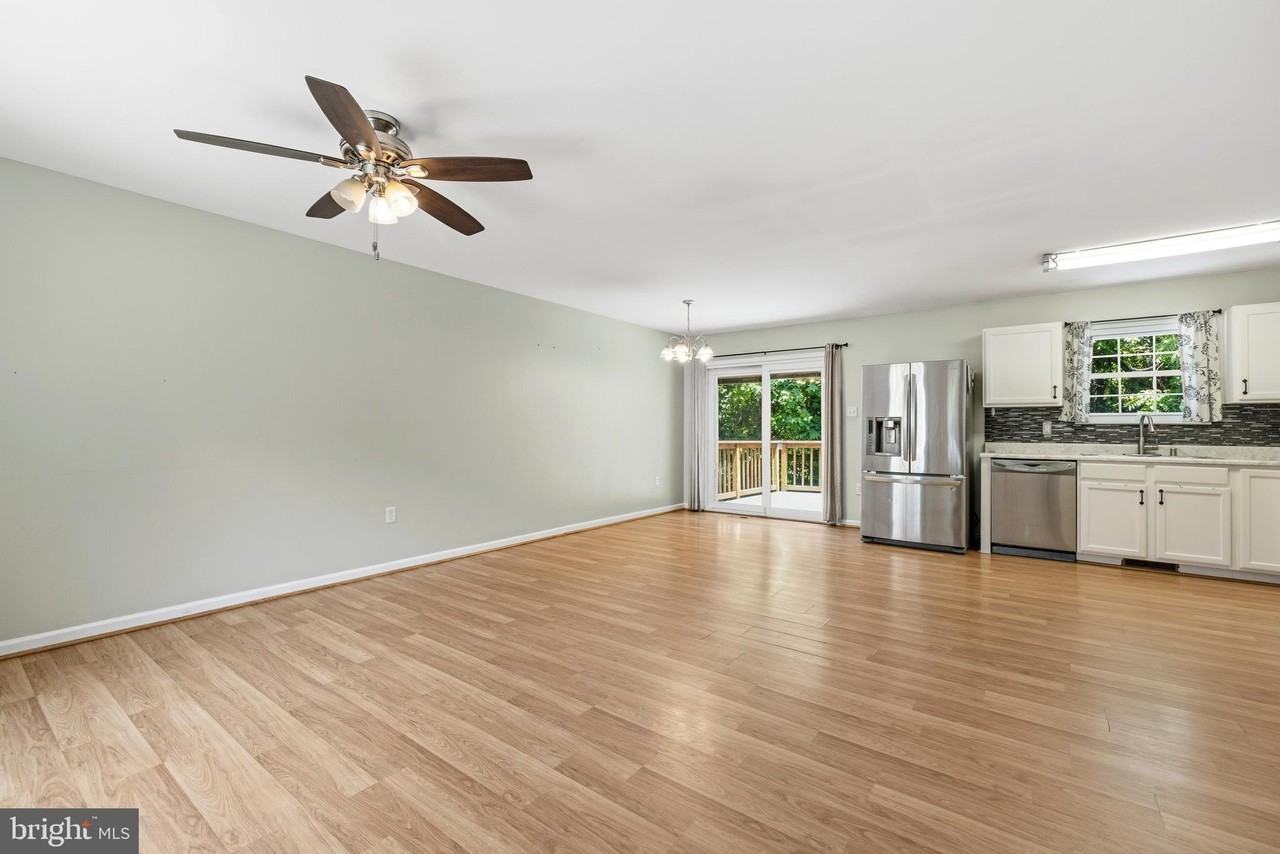3535 Chesapeake Ave - Photo 4 of 34