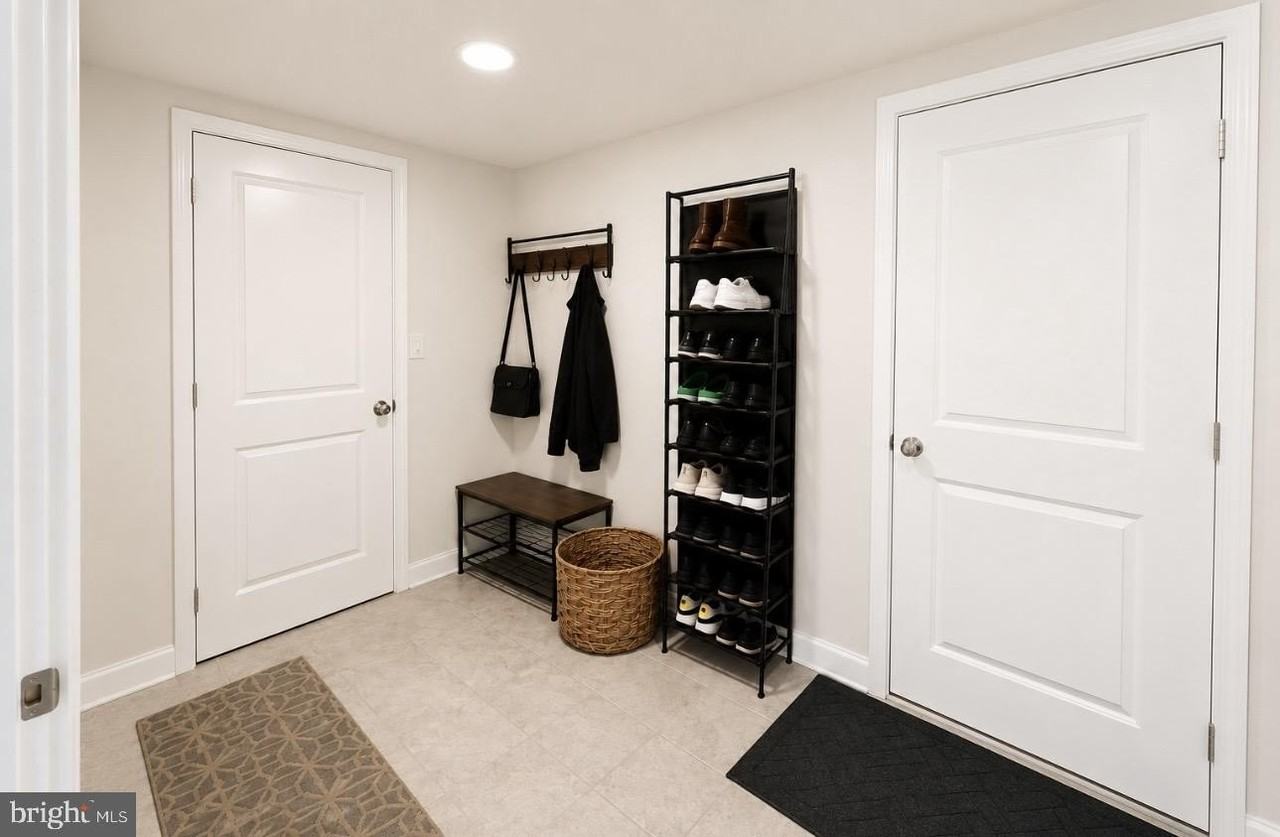 4152 Skipton Pl - Photo 4 of 23
