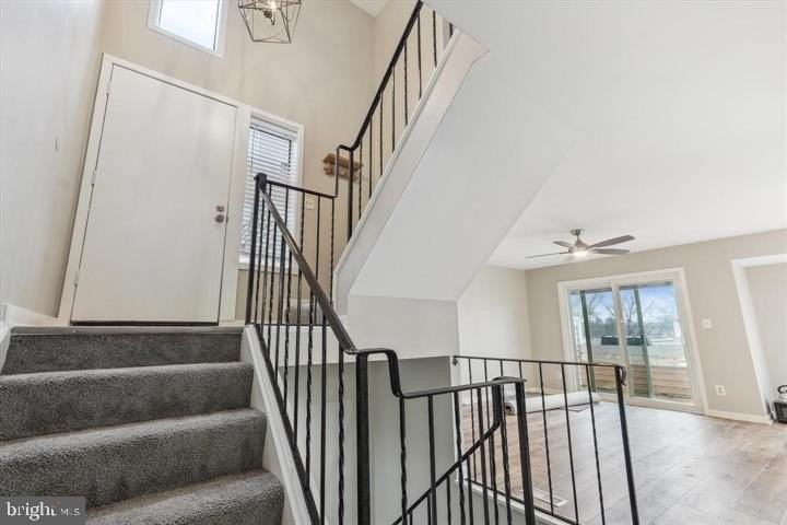 9861 Lake Shore Dr - Photo 3 of 32