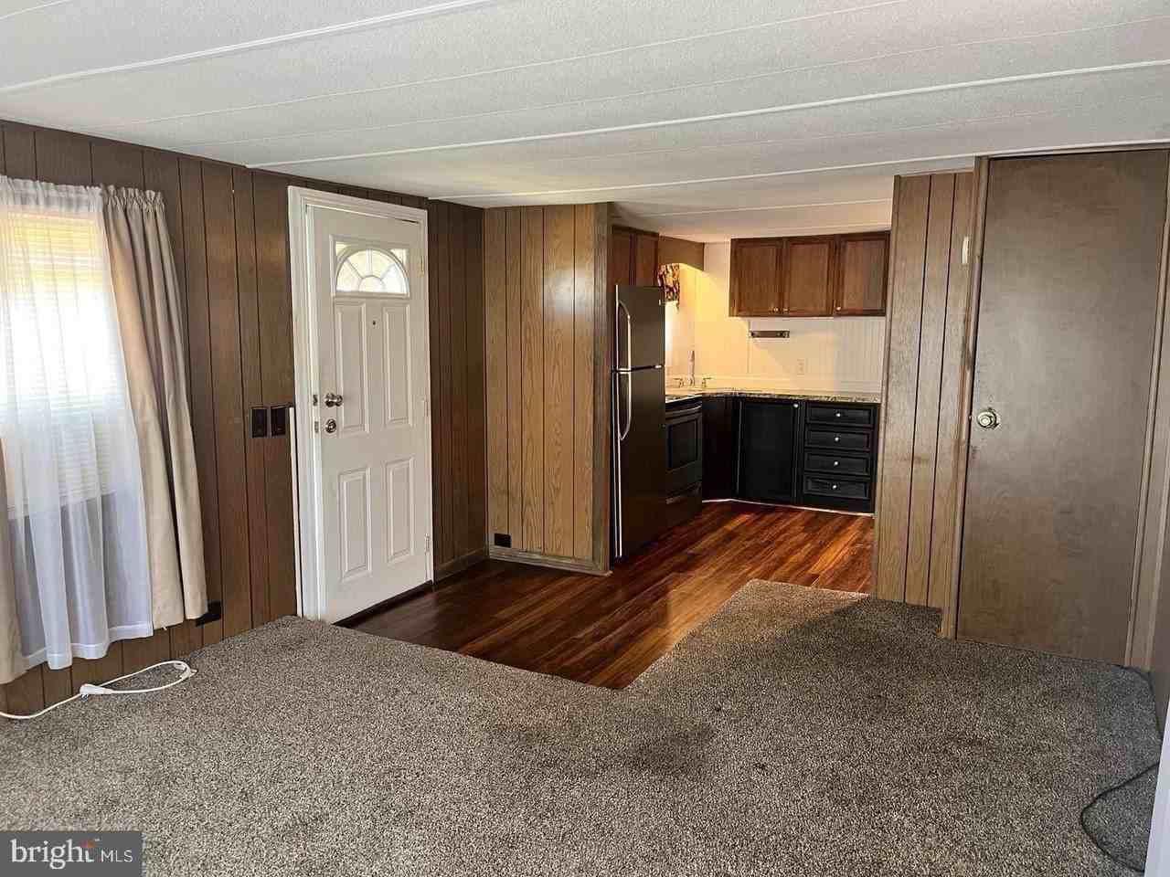 17813 Sherman Ave - Photo 5 of 18