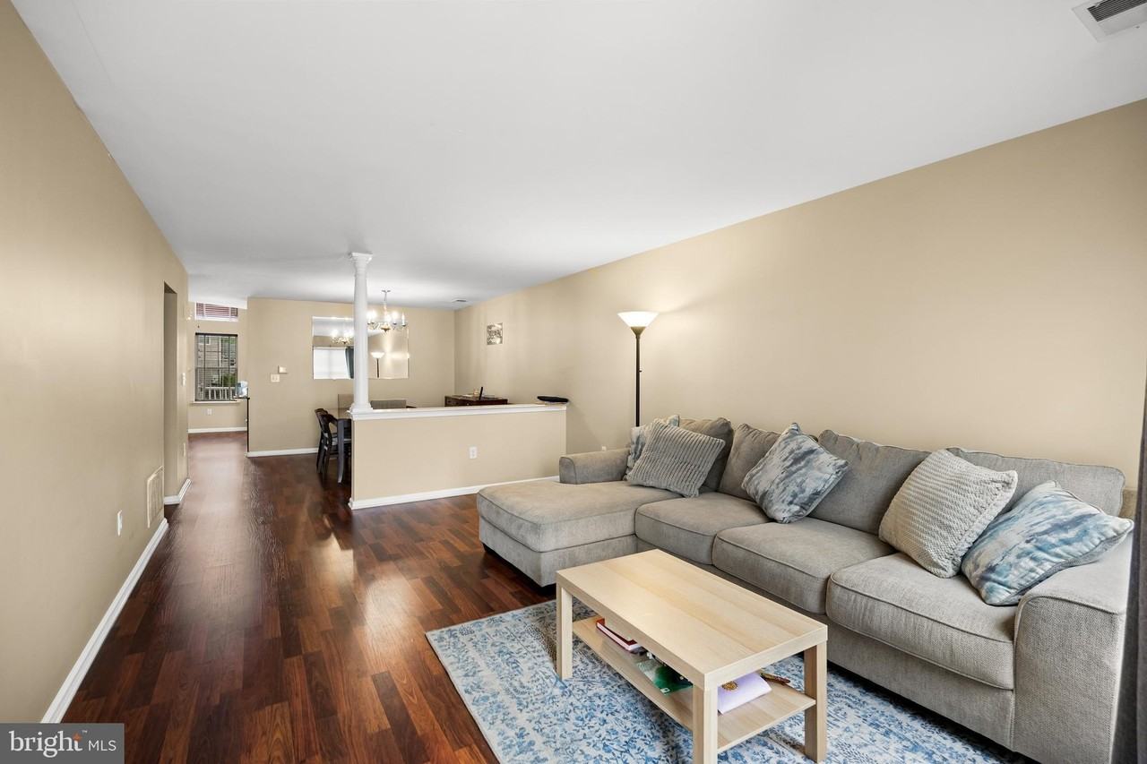 108 Tattersall Dr - Photo 4 of 32