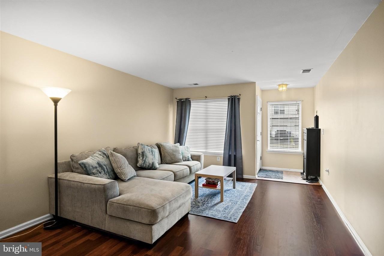 108 Tattersall Dr - Photo 5 of 32