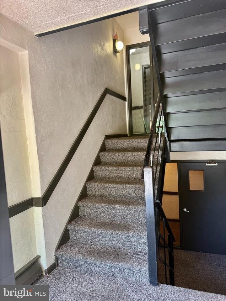 21 Dougherty Blvd #V3 - Photo 3 of 17
