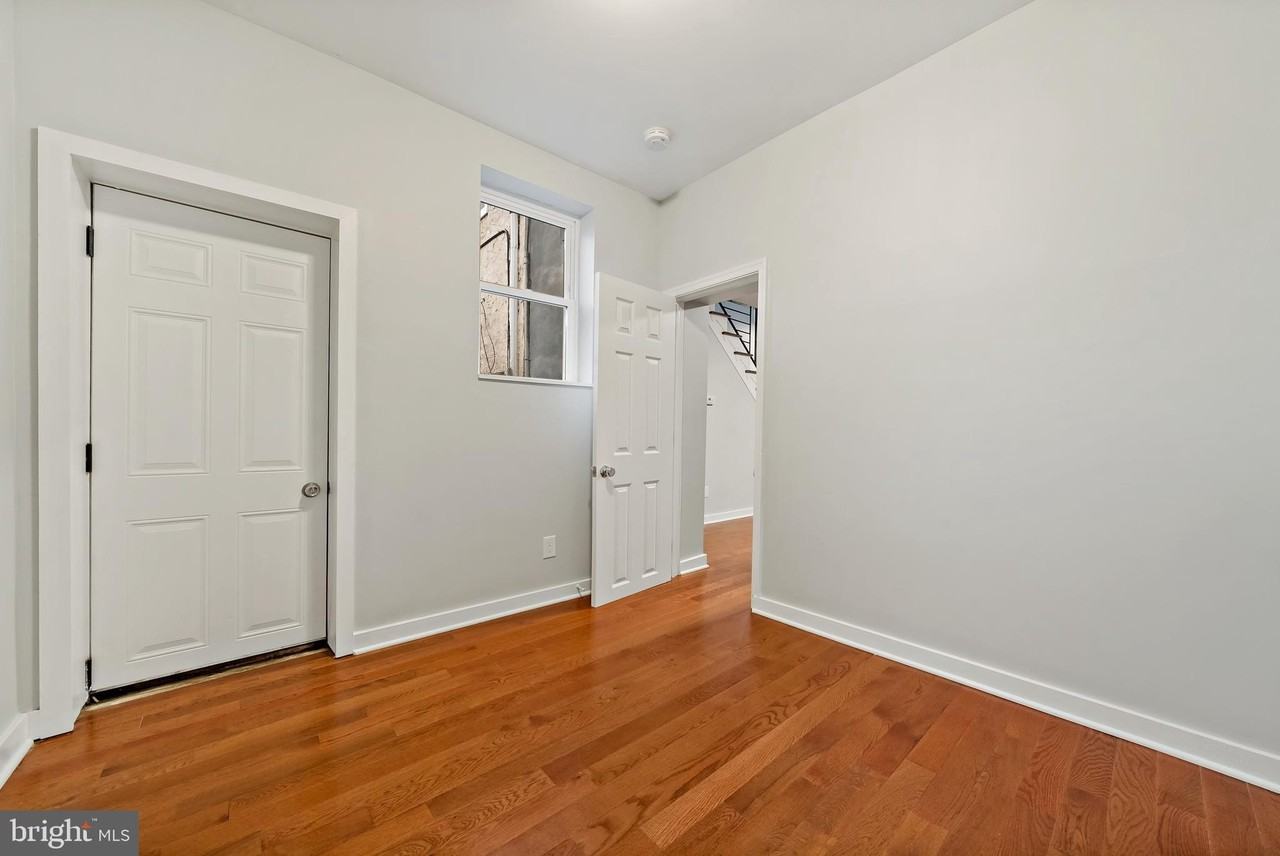 1930 S Bouvier St - Photo 6 of 9