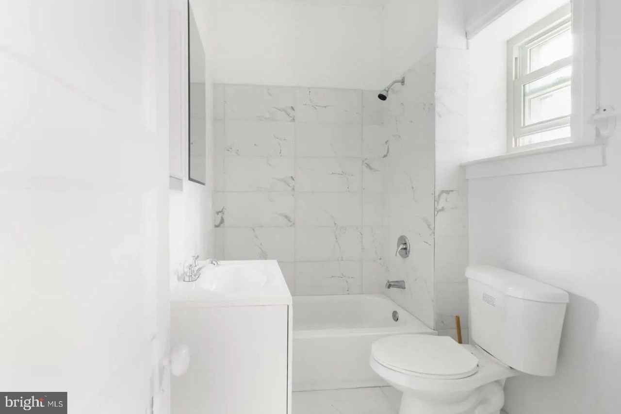 6500 Lincoln Dr #5L - Photo 7 of 8