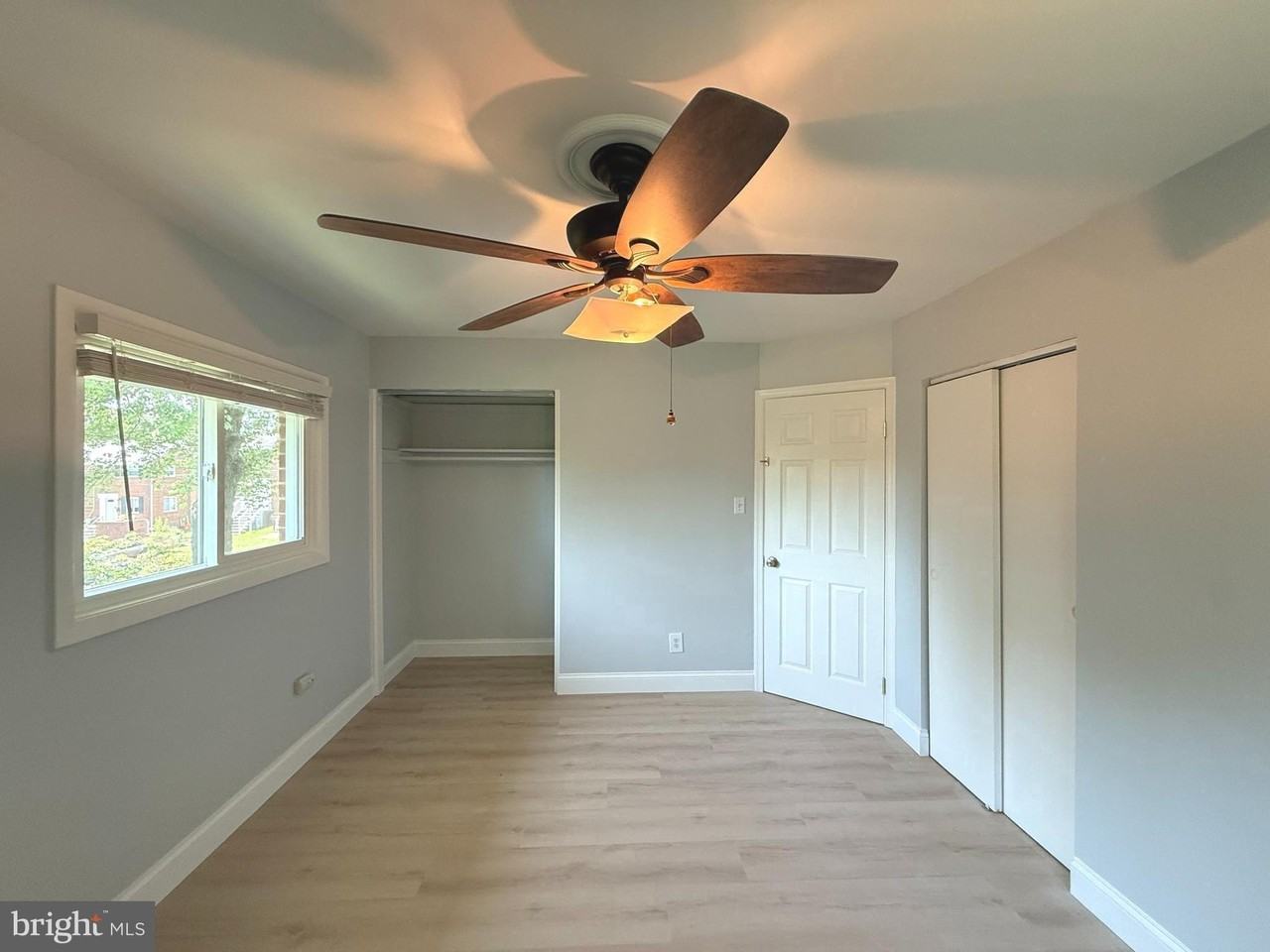 98 S Iris St - Photo 4 of 4