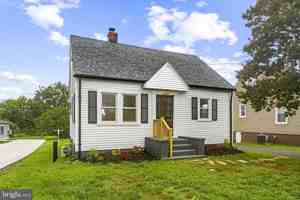 featured image of 1818 Orange Rd