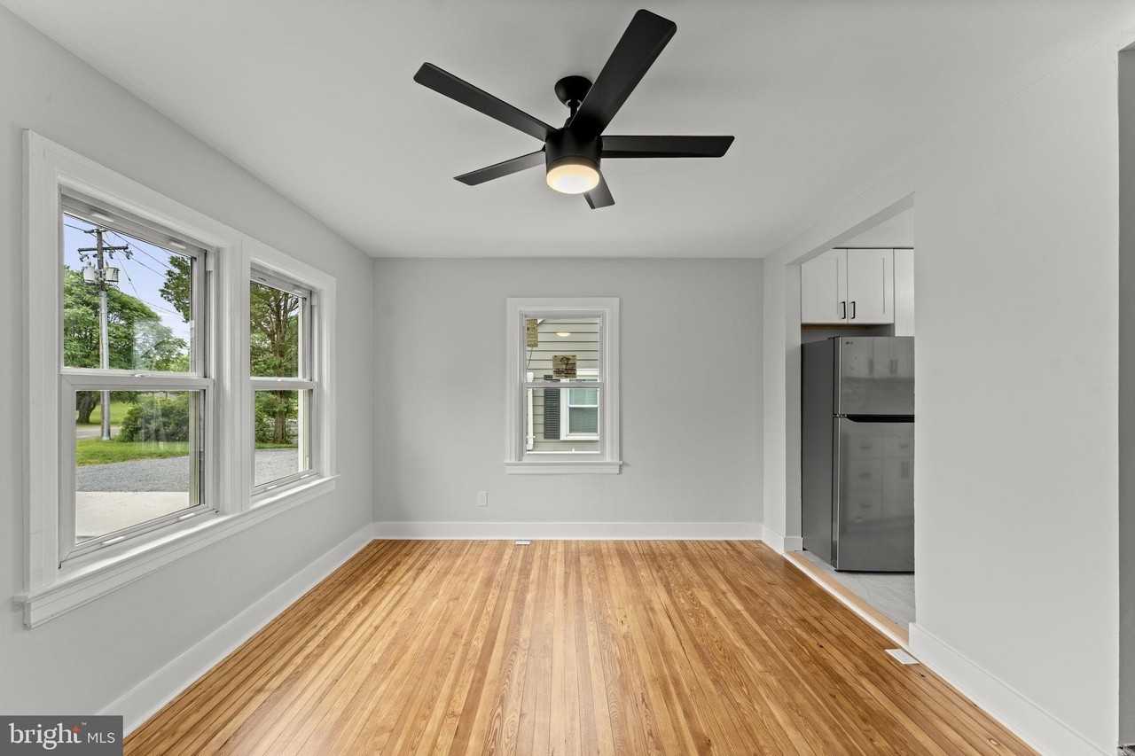 1818 Orange Rd - Photo 7 of 50