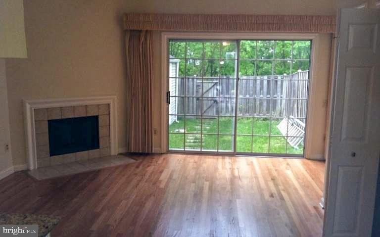 7130 Tolliver St - Photo 5 of 21