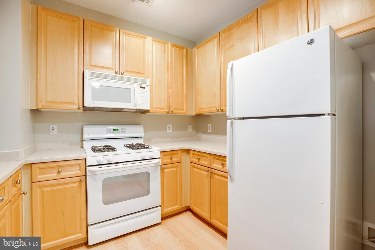9480 Virginia Center Blvd #426 - Photo 4 of 37