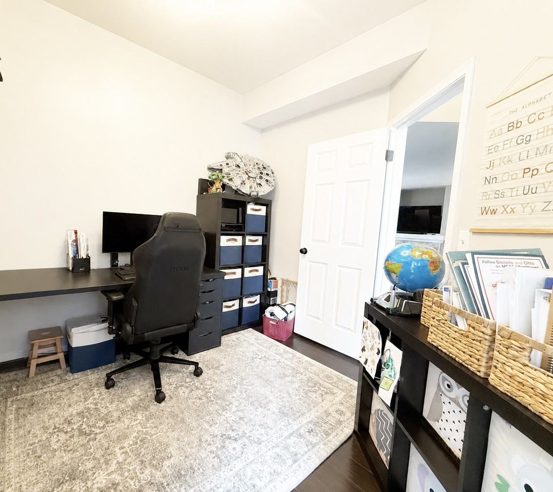 847 Ne Cimeron Ct #1 - Photo 7 of 33