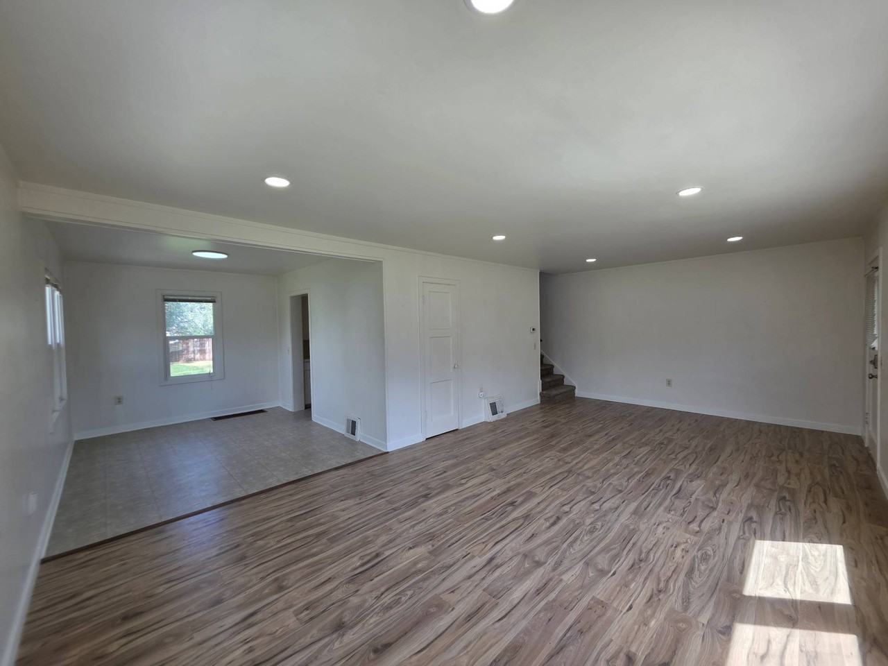1206 Putnam St #1 - Photo 4 of 23