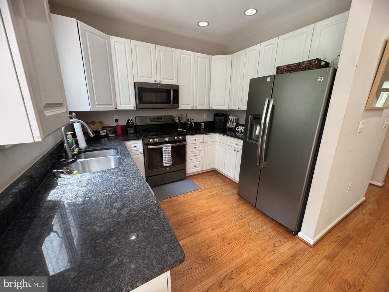 1338 Park Garden Ln - Photo 5 of 14