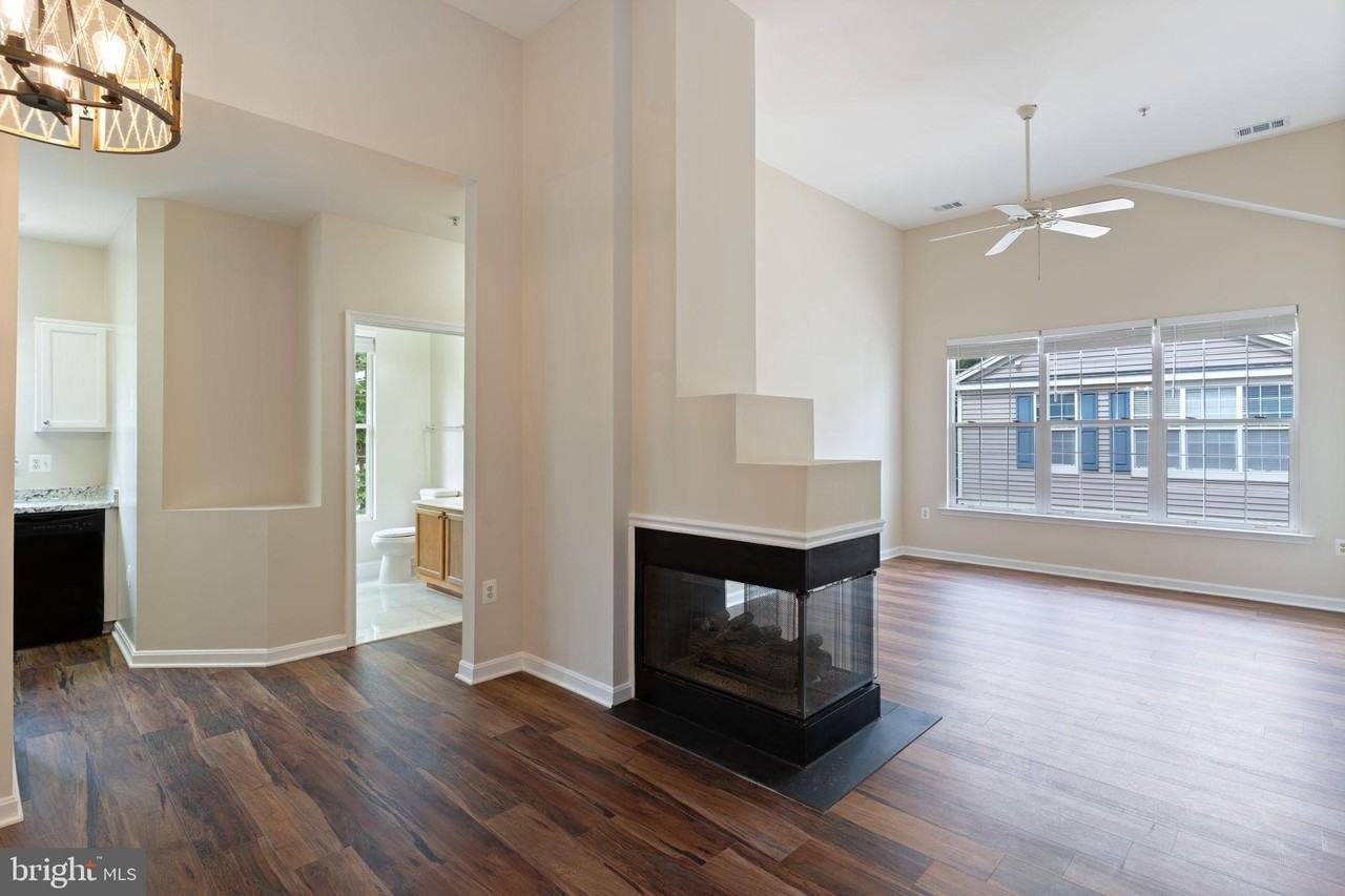 11400 Windleaf Ct Unit R #46 - Photo 5 of 36