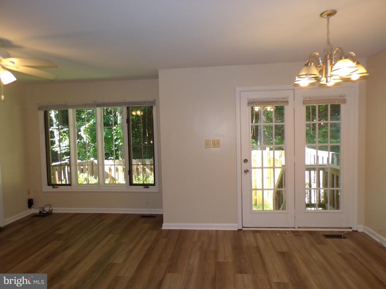 8305 Ridge Crossing Ln - Photo 7 of 28