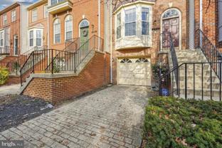 2409 Simpkins Farm Dr - Photo 1 of 1