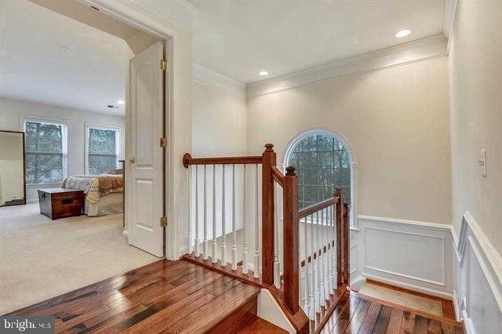 22092 Avonworth Sq - Photo 3 of 20