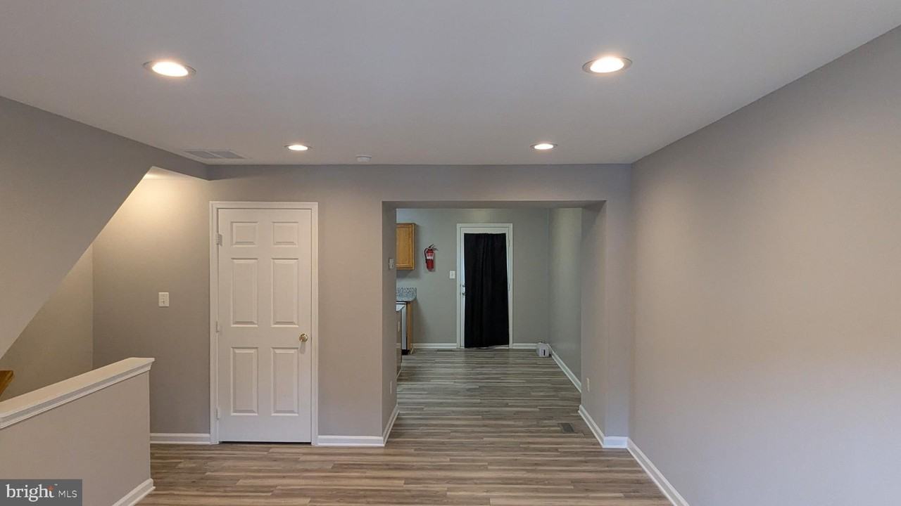 1875 Tiger Lily Cir - Photo 3 of 30
