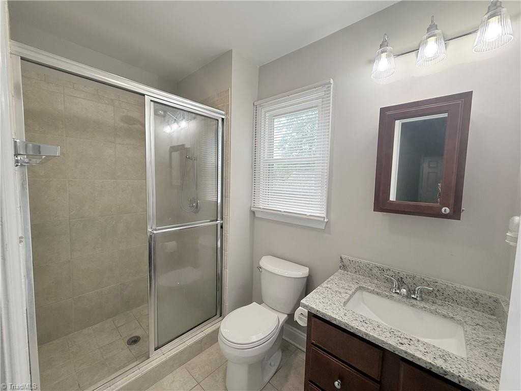 3003 Amidon Dr - Photo 5 of 12
