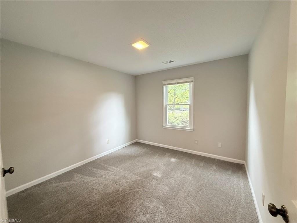 3003 Amidon Dr - Photo 7 of 12