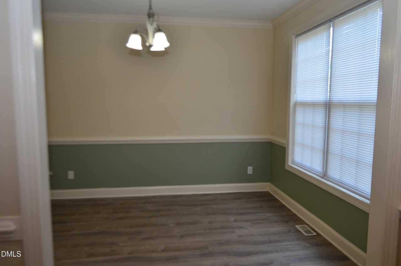 311 Capistrane Dr - Photo 7 of 38