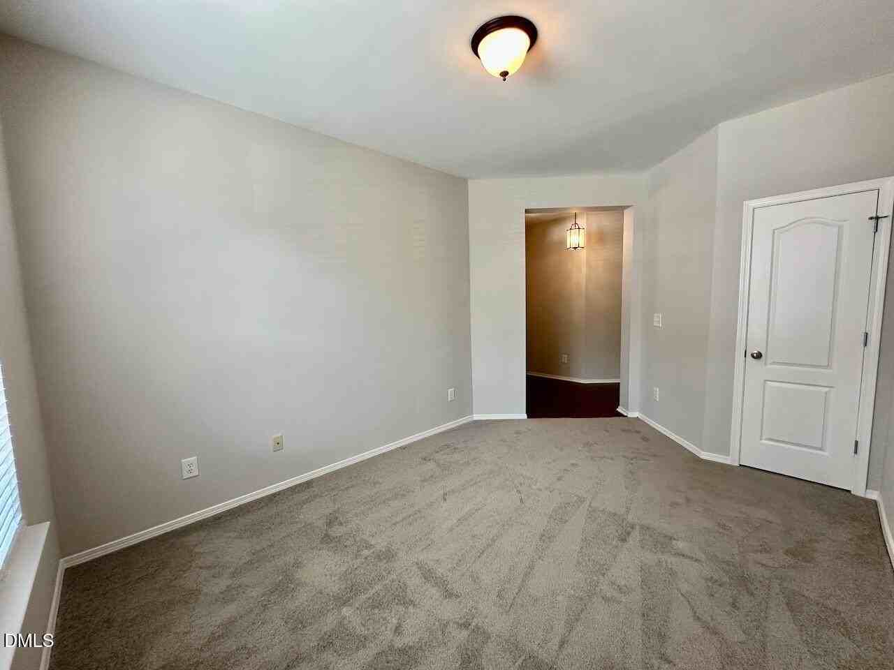 8208 Stone Cellar Dr - Photo 5 of 34