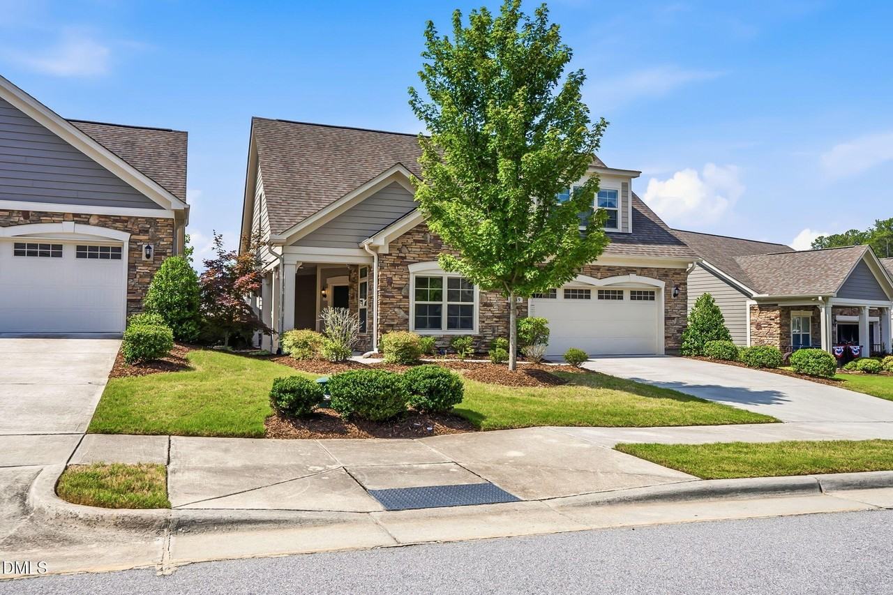 1649 Vineyard Mist Dr - Photo 2 of 50