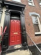 617 Avery St - Photo 4 of 39