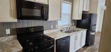 featured image of 140 Birch Ct #140