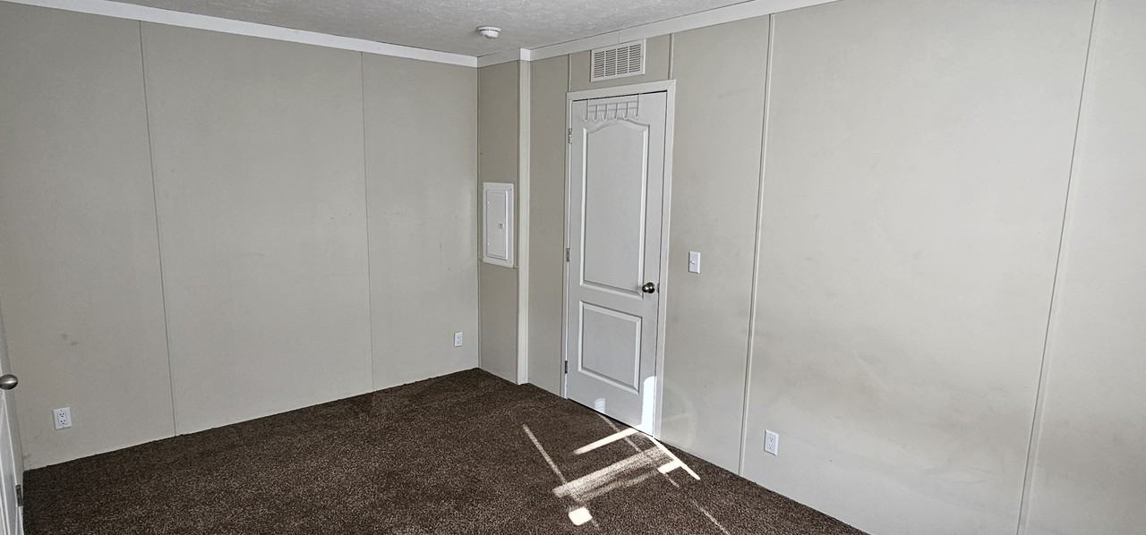 140 Birch Ct #140 - Photo 4 of 9