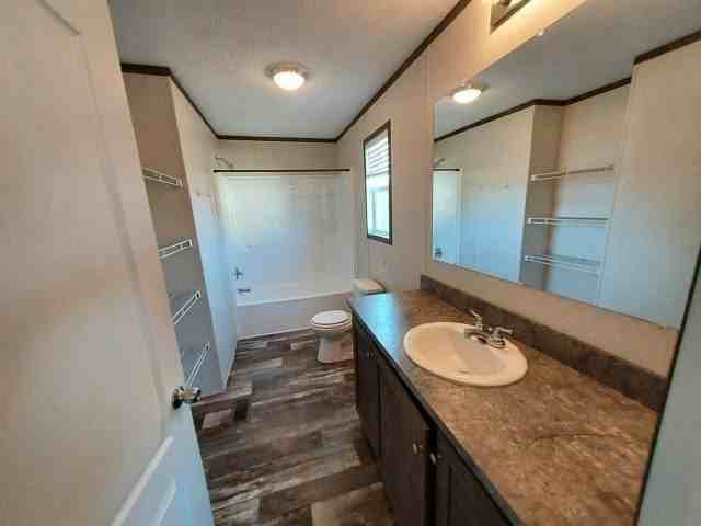 39 Bel Aire Dr #264 - Photo 5 of 7